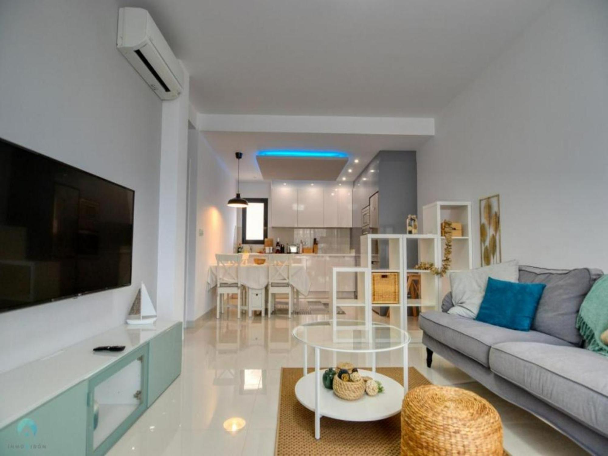 New Luxury Detached Villa With Pool At Beach بيلار ذي لا أوراذاذا المظهر الخارجي الصورة